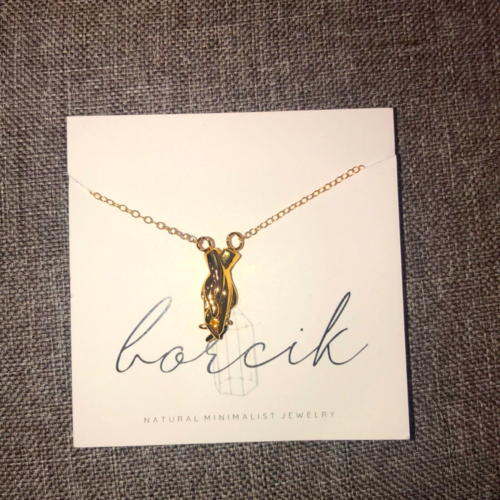 Borcik hand necklace
